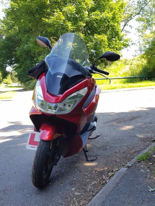 Хонда PCX скутер