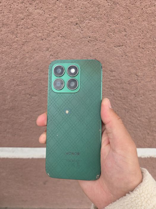 Продам телефон HONOR X8b