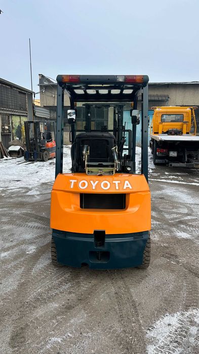 Продам Вилочный погрузчик (кара)