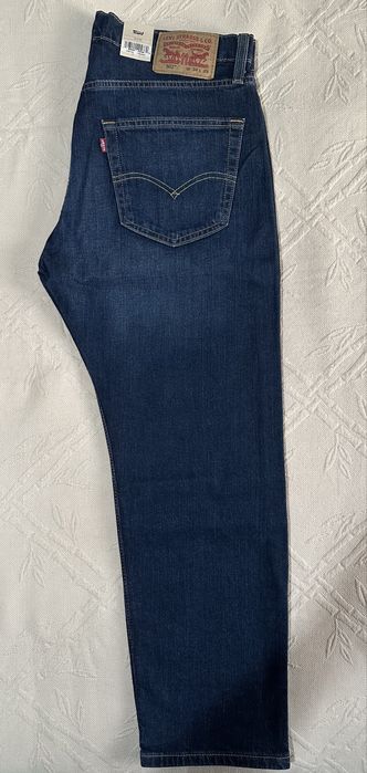 Продаются новые мужские джинсы Levi’s