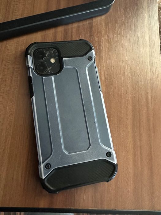 Vand iphone 12 detalii pv