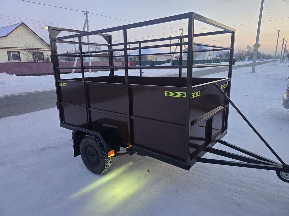 Продам прицеп коневозка