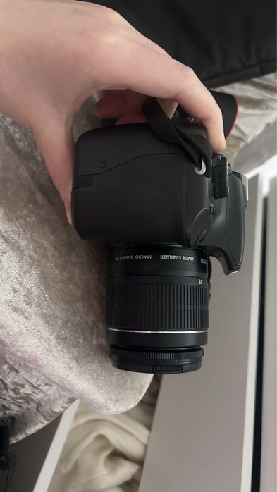 Canon фотоаппарат EOS1100D