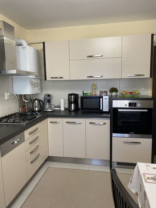 Apartament 3 camere decomandat – 89 mp utili + balcon 8 mp – Drumul Petreștiului, Sebeș