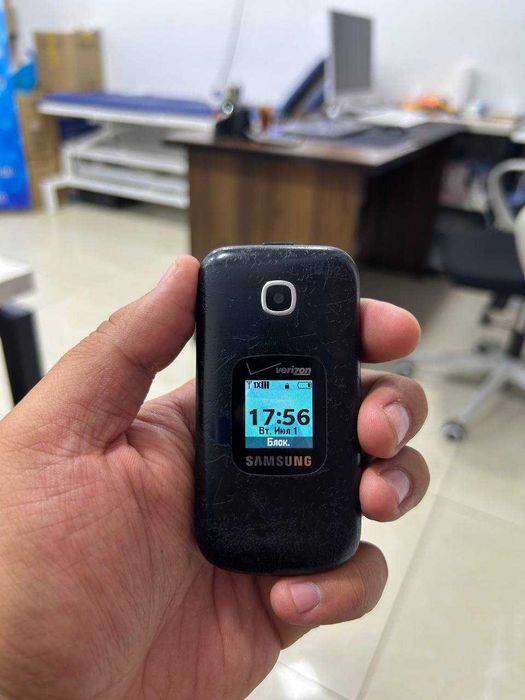 Samsung Gusto 3  сотилади 5353 номери бн.