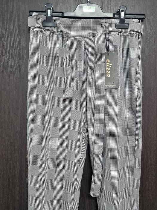 Vând pantaloni dama