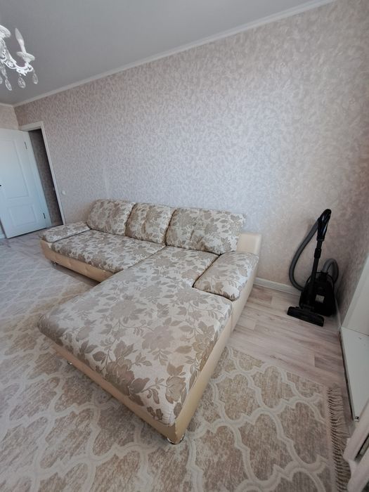 Продам диван б/у