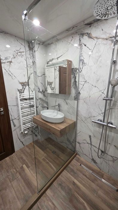 Дава се под наем Тристаен апартамент в Варна, Бриз - 123 кв.м за 1495.83 € - Снимка #14