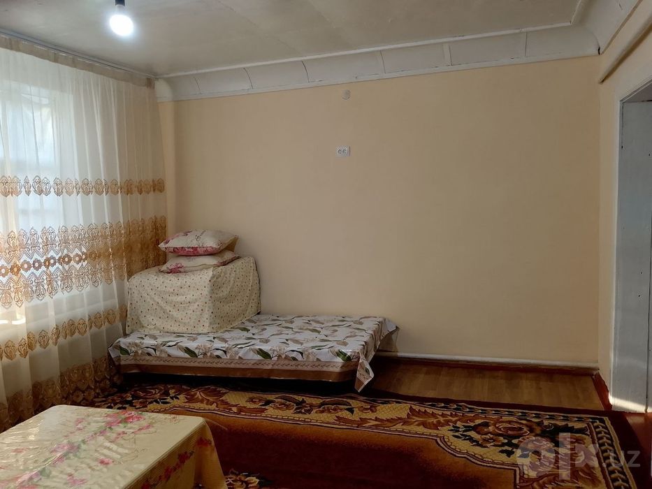 Платинада Ховли уй сотилади