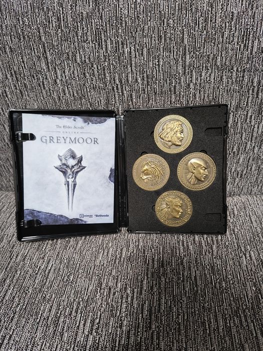Last of Us 1 Firefly,Elder scrolls greymoor coin set steelbook PS4 PS5