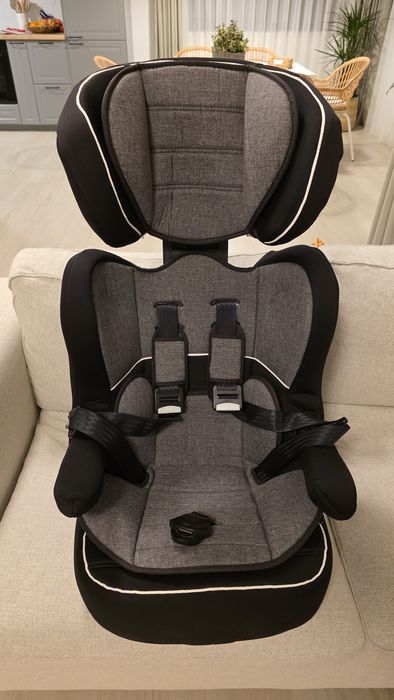 Scaun auto ISOFIX Varsta 3 - 7 ani Pozitie de somn Cotiere reglabile C