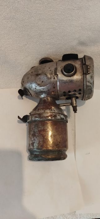 Карбидный велосипедный  фонарь