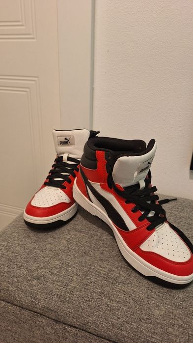 PUMA baieti marimea 37
