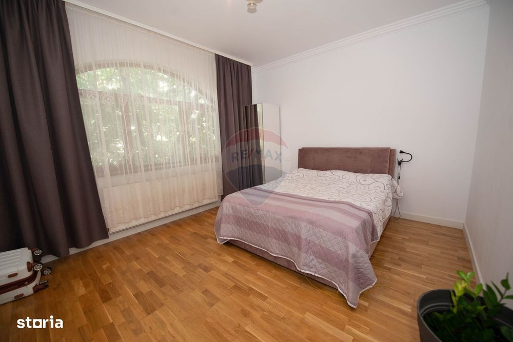 Casa de vanzare 483mp suprafata totala si teren 494mp, Sector 1