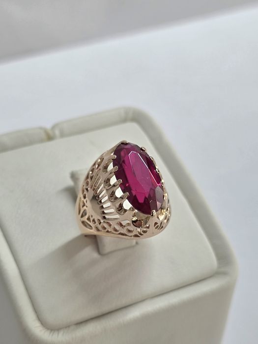 Руски златен пръстен 5,31 гр. с рубин