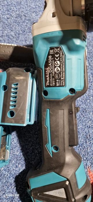 Makita set scule pe acumulator