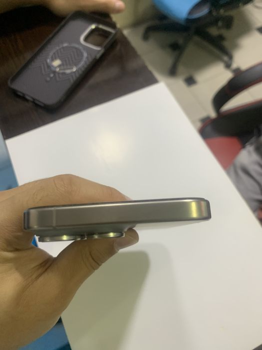 15 pro max 256 natural vna 97% ideal