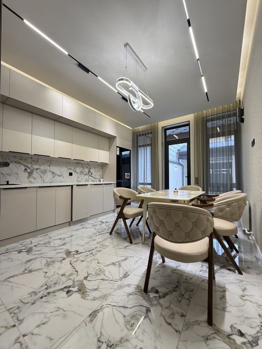 Хамма нарсаси тайёр замонавий ховли сотилади! Сергили т. Беруний