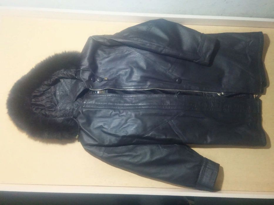 Куртка женская кожаная