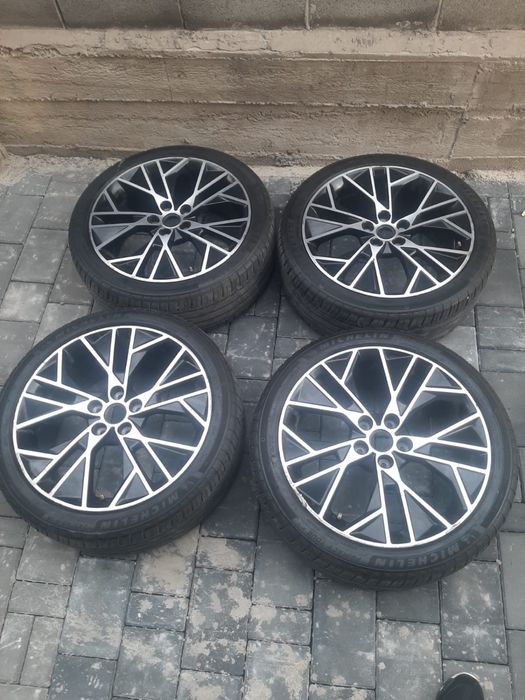 Диски с шинами 245/40/19