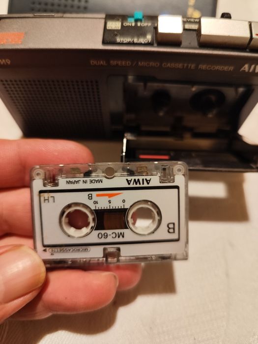 Диктофон Айва. Работи