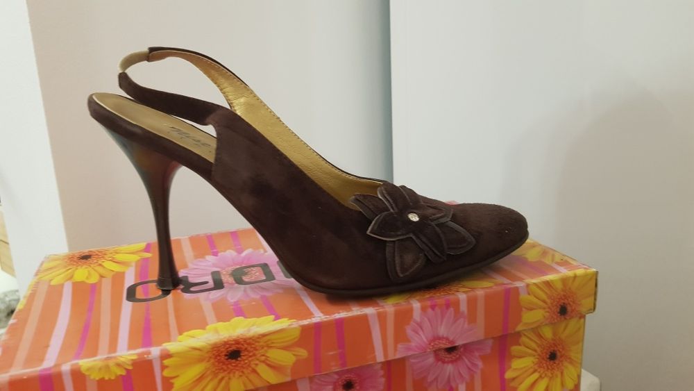 Pantofi piele naturala int/ext, impecabili TRANSPORT GRATUIT