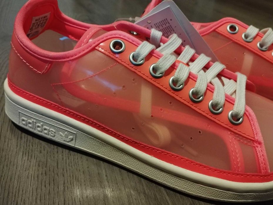 РАЗПРОДАЖБА !!!НОВИ ОРИГИНАЛНИ Adidas Stan Smith дамски 38 номер