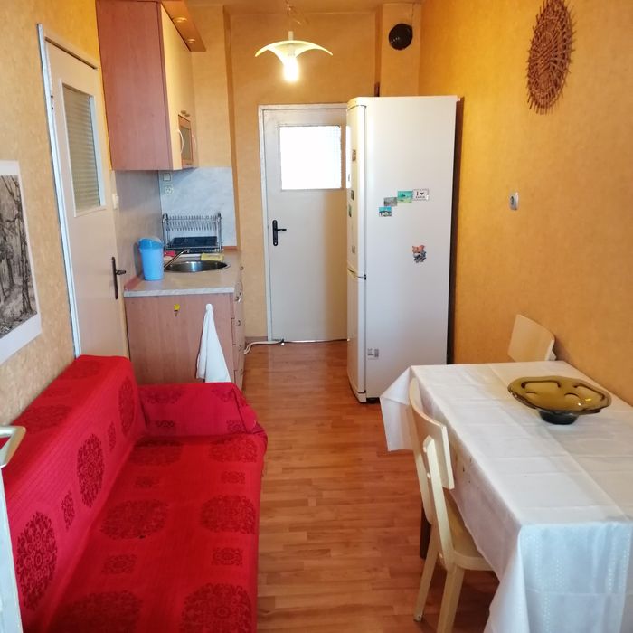 Дава се под наем Тристаен апартамент в Силистра, Малчика - 120 кв.м за 10.2 € - Снимка #3