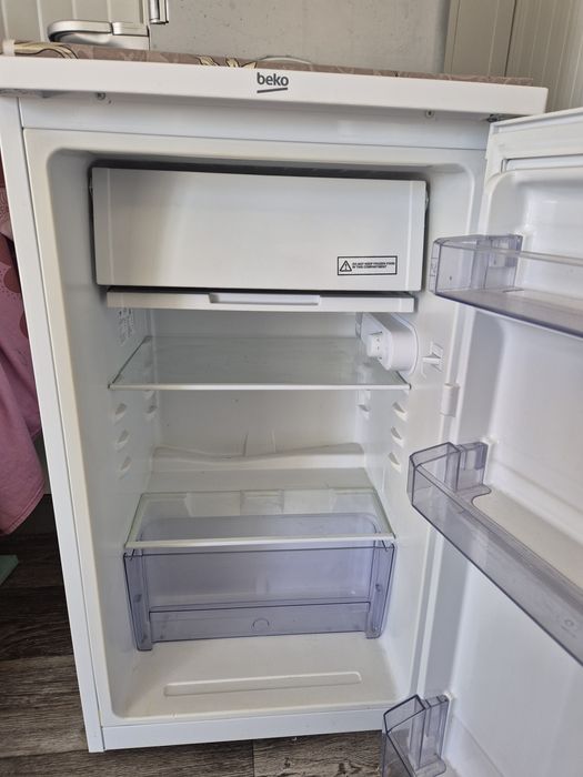 Хладилник Beko  80х50 х50