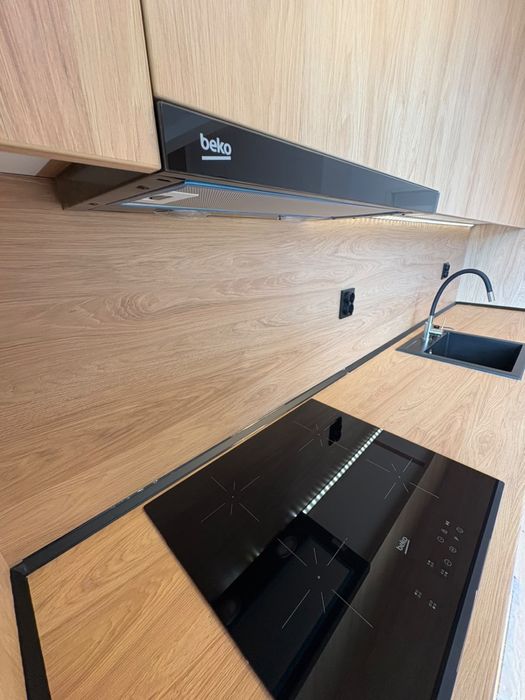 Inchiriez apartament  floresti