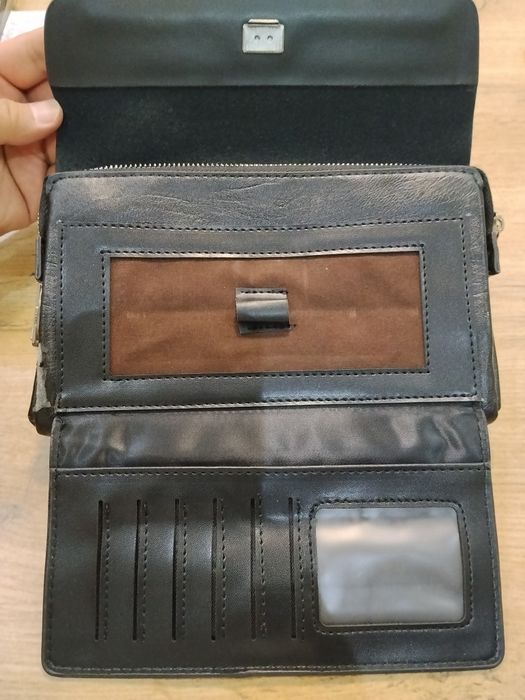 Барсетка продаётся