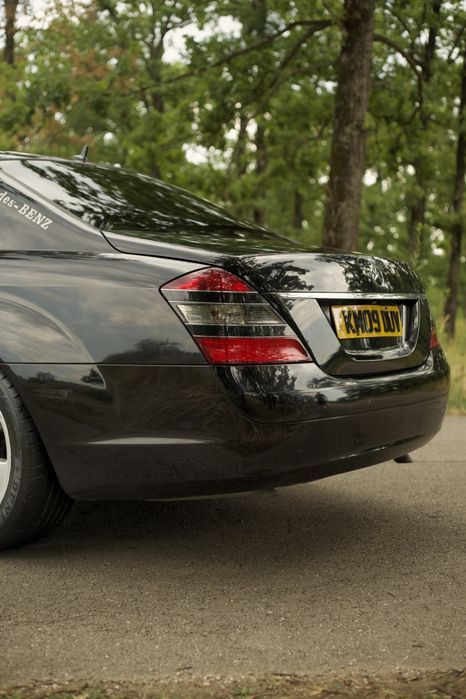bara spate neagra mercedes s320cdi w221 perna amortizor compresor far