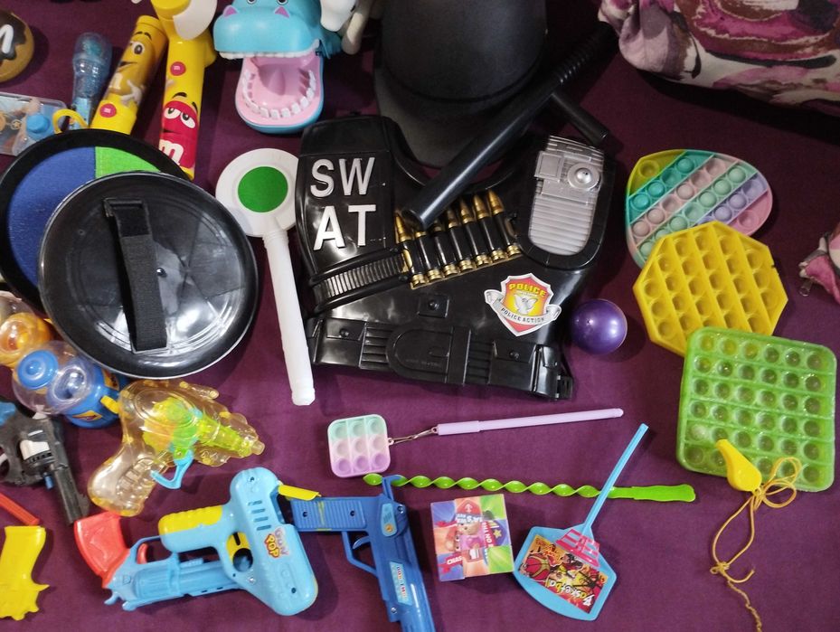 Сет играчки за 15 лв.