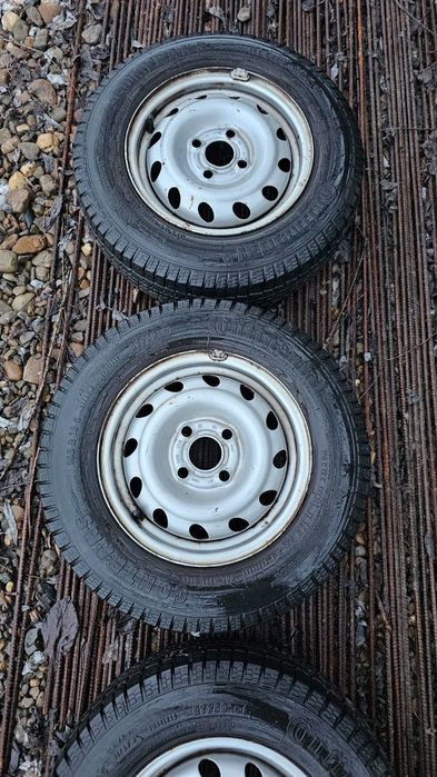 Roți 165 R 13 C *m+s Continental* complete  Platforma Rulota  Anvelope