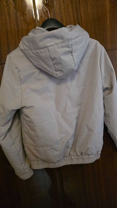 Дамско яке бежово