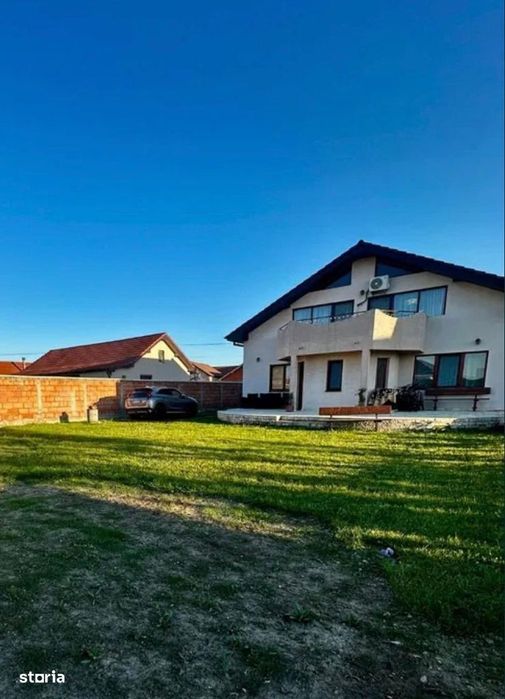 Vând casă P+M 7 camere Cihei-Oradea
