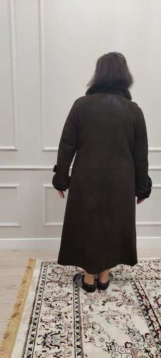 Облегченная дублёнка с норковым воротником и рукавами.