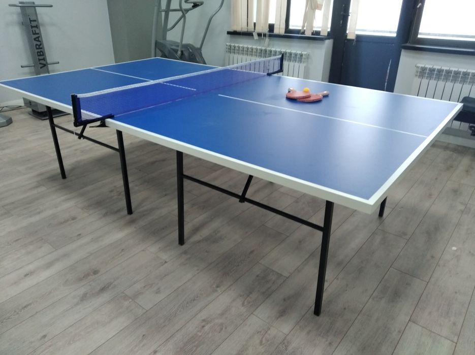 Настольный стол новый