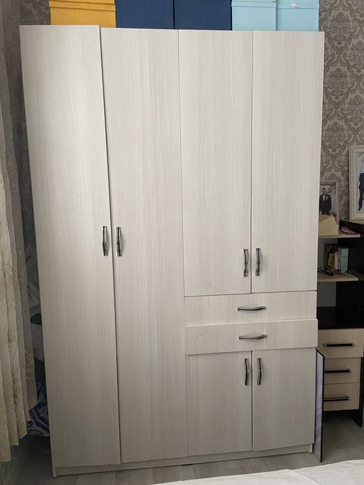 Шкафы для спальной или прихожей