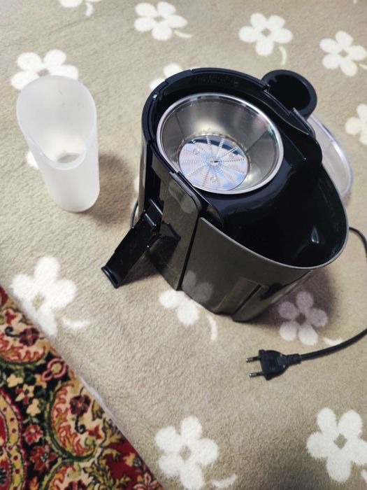 Vand storcator de fructe electric