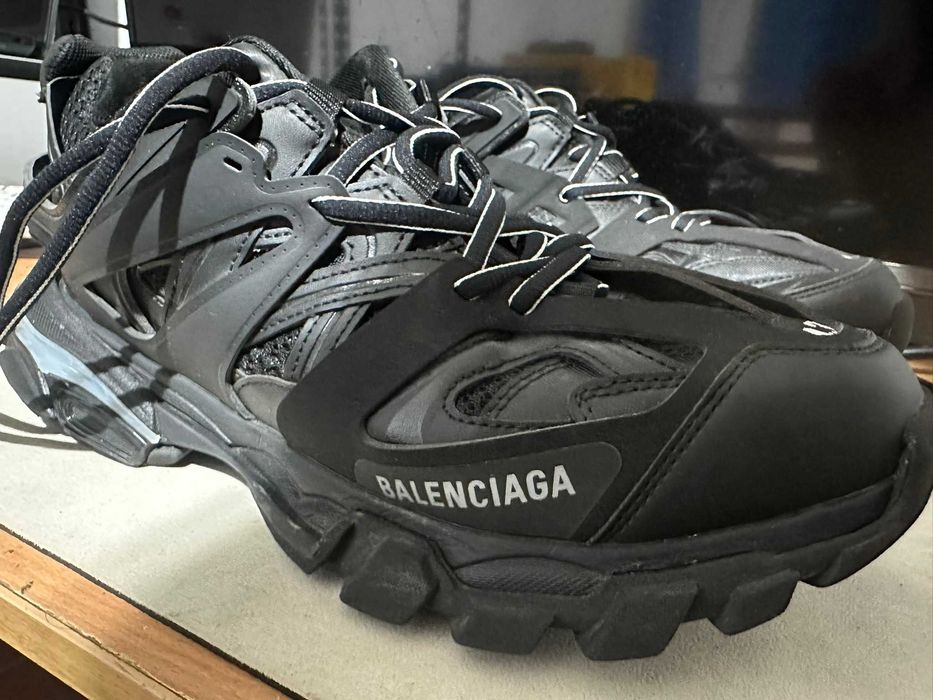 balenciaga 43 fata spate lateral deosebit frumos elegant natural