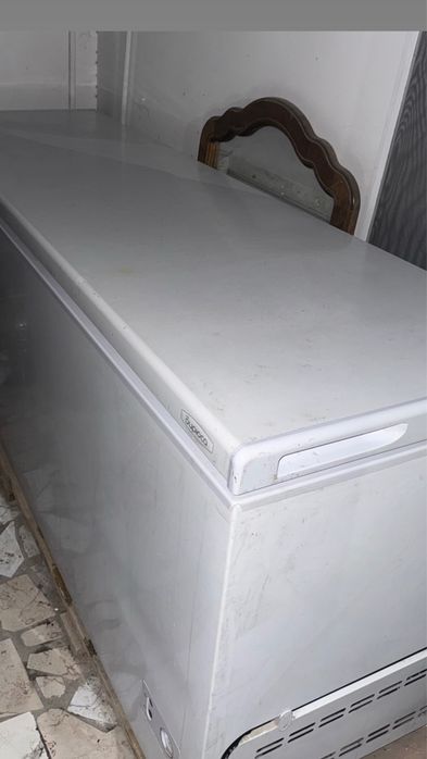 Морозильник б/у работает очень хорошо