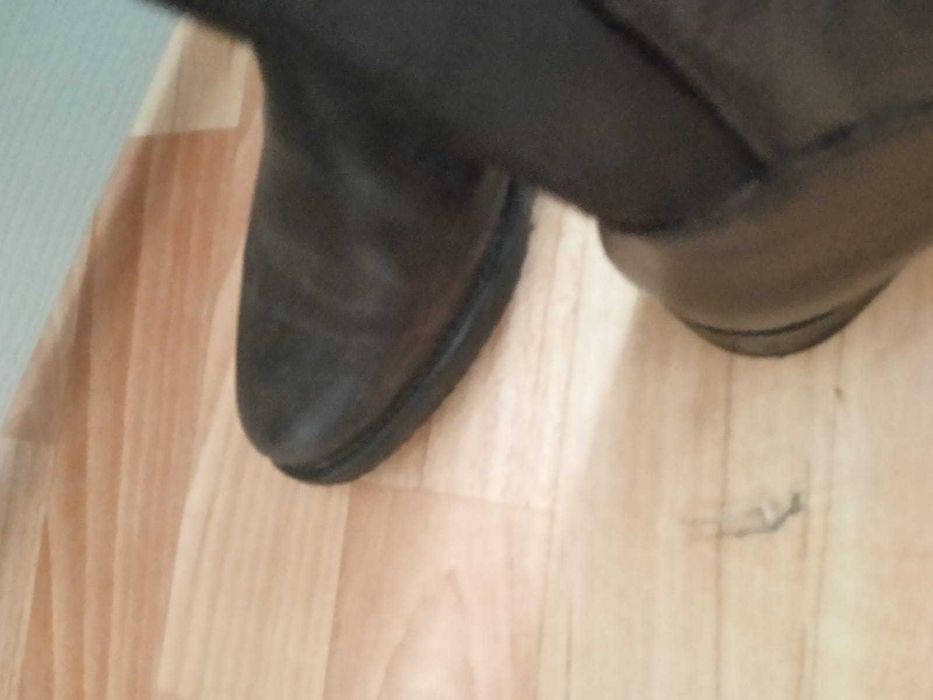 демисезонные кожаные сапоги