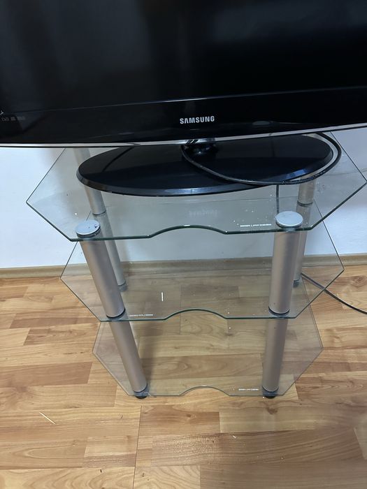 Televizor Samsung, 80 cm, Masa extensibila bucatarie cu 2 scaune + masa TV living/dormitor