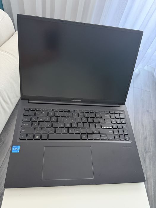 Laptop ASUS Vivobook 16 1605VA cu procesor Intel Core i5-13420H pana la 4.7GHz 12 nuclee 16'' WUXGA IPS 16GB DDR4 1 TB SSD Intel Iris X Graphics Black