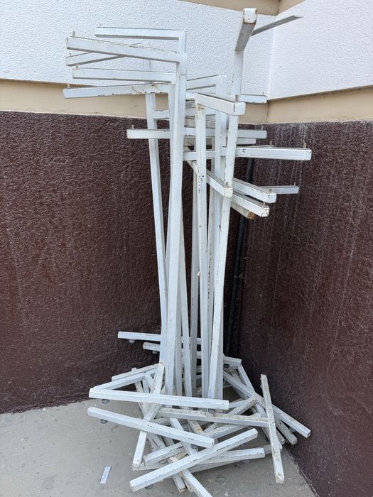 Продам стойки/вешалки для одежды