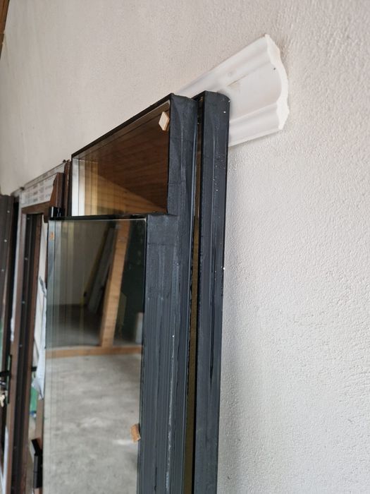 Vand geamuri si usa termopan