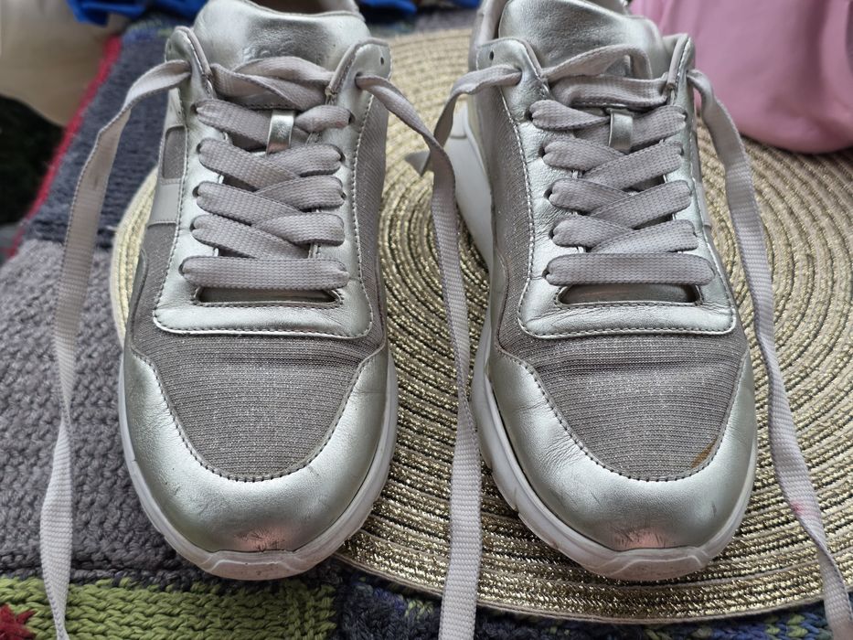 Hogan сребристи кецове N37, 5