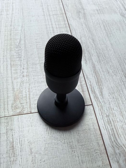 Razer клавиатура , мишка и микрофон