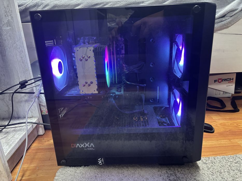Vând PC Gaming !